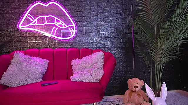 ScarlettQuate online show from 17, 1, 2025