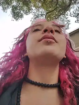  Laary online show from 21, 12, 2025