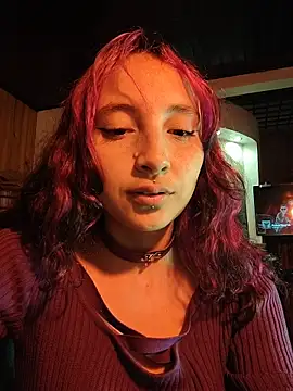 Snapshot of _Laary chatting on 8, 3, 2026 Laary online show from 8, 3, 2026