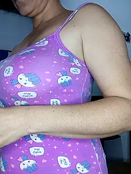 Nicolle Milf online show from 25, 2, 2025