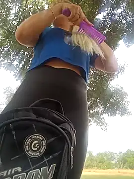 Nicolle Milf online show from 3, 3, 2025