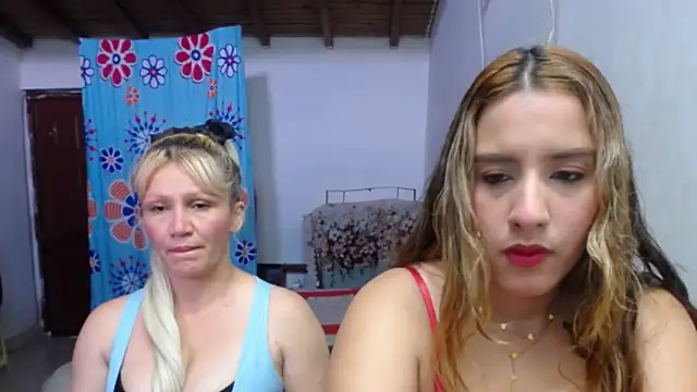 Nicolle Milf online show from 10, 10, 2025