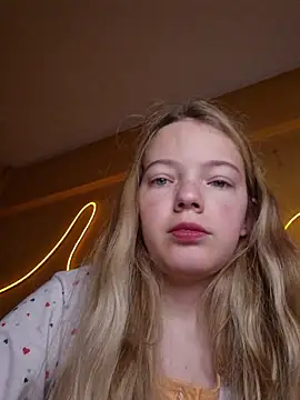 Snapshot of -veranito- chatting on 22, 9, 2025 -veranito- online show from 22, 9, 2025