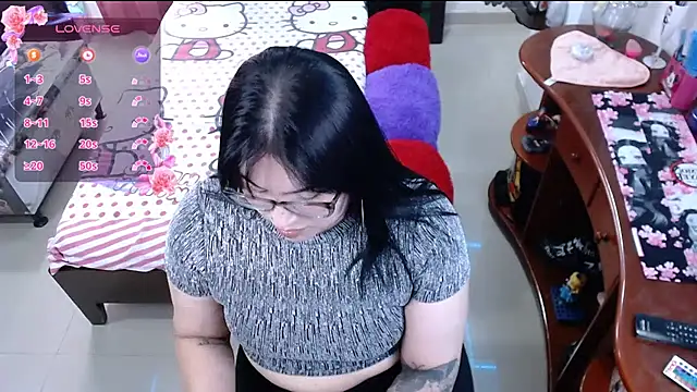 lufek23 online show from 14, 3, 2025