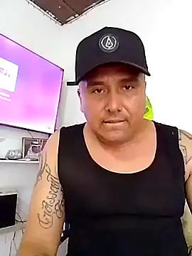 Snapshot of Lenonantonio chatting on 16, 9, 2025 Lenonantonio online show from 16, 9, 2025