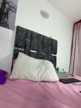 Natasharuso online show from 8, 5, 2026