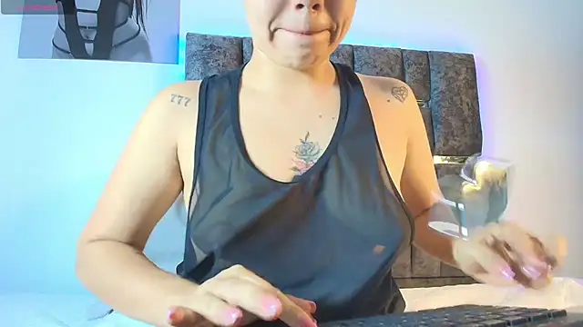 Natasharuso online show from 30, 6, 2026