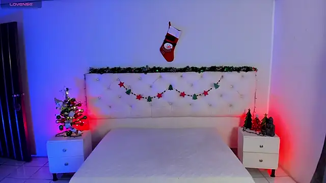 Snapshot of Aron_cruz chatting on 22, 12, 2025 Aron cruz online show from 22, 12, 2025