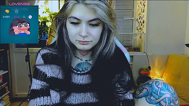 Snapshot of jelya_sg chatting on 3, 12, 2024 jelya sg online show from 3, 12, 2024