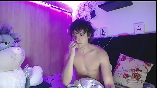 Santiago kiler online show from 16, 3, 2026