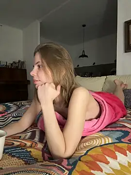 Snapshot of LeyaJohnson chatting on 24, 11, 2025 LeyaJohnson online show from 24, 11, 2025