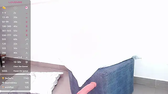 Sassy--Girl online show from 3, 1, 2025