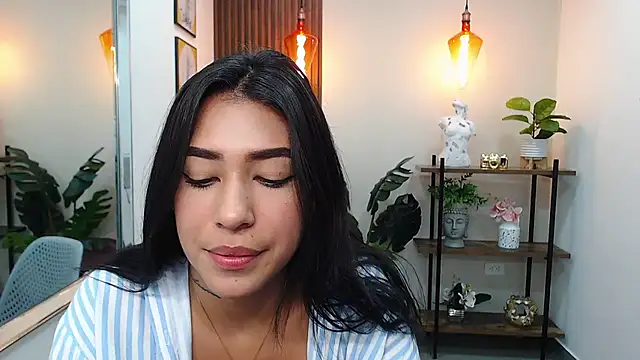 Sassy--Girl online show from 16, 1, 2025