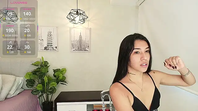 Snapshot of Sassy--Girl chatting on 23, 9, 2025 Sassy--Girl online show from 23, 9, 2025