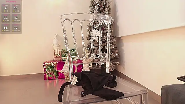 Snapshot of Sassy--Girl chatting on 14, 12, 2025 Sassy--Girl online show from 14, 12, 2025