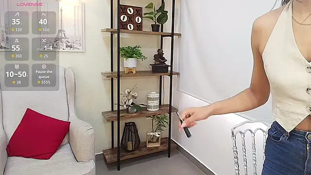 Snapshot of Sassy--Girl chatting on 12, 1, 2026 Sassy--Girl online show from 12, 1, 2026