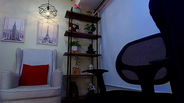 Snapshot of Sassy--Girl chatting on 18, 2, 2026 Sassy--Girl online show from 18, 2, 2026