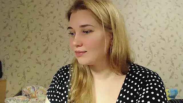 mmmPinUpGirl online show from 3, 2, 2025