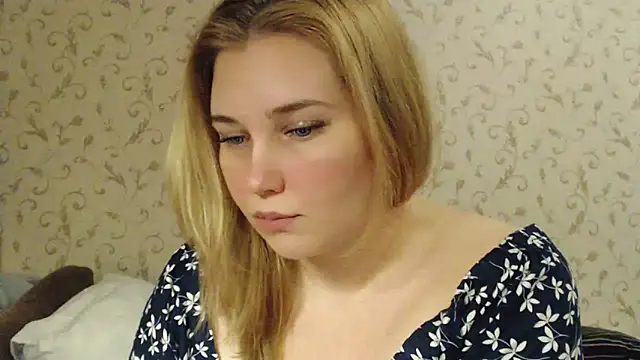 mmmPinUpGirl online show from 13, 3, 2025