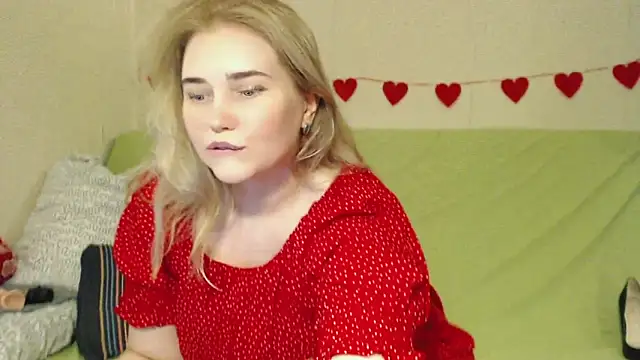 mmmPinUpGirl online show from 9, 5, 2026