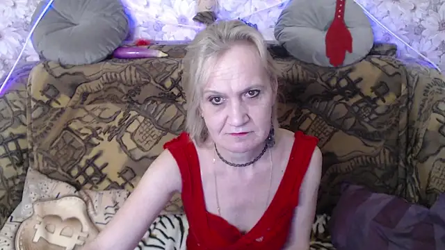 MissBekker online show from 30, 12, 2024