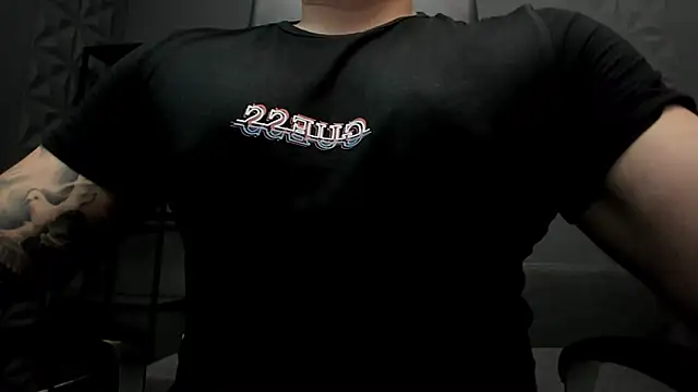 Snapshot of TonyWilcox chatting on 28, 12, 2024 TonyWilcox online show from 28, 12, 2024