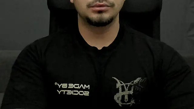 Snapshot of TonyWilcox chatting on 22, 12, 2025 TonyWilcox online show from 22, 12, 2025