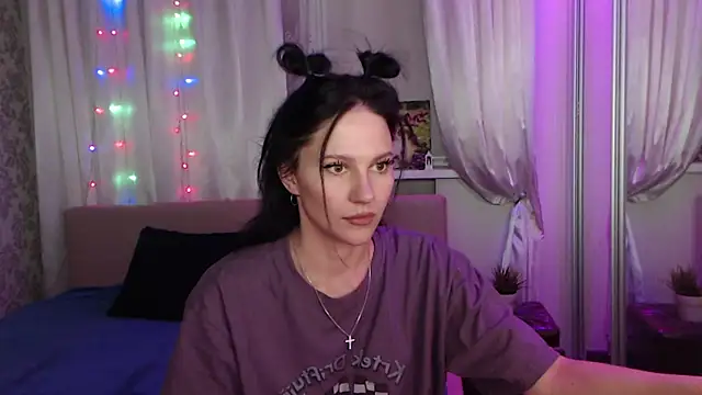 Snapshot of Zlata888 chatting on 3, 11, 2025 Zlata888 online show from 3, 11, 2025