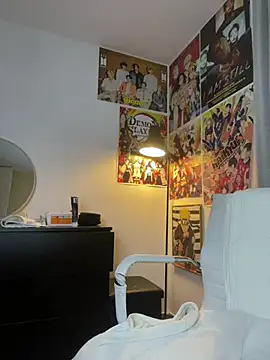 xSelena online show from 16, 3, 2025