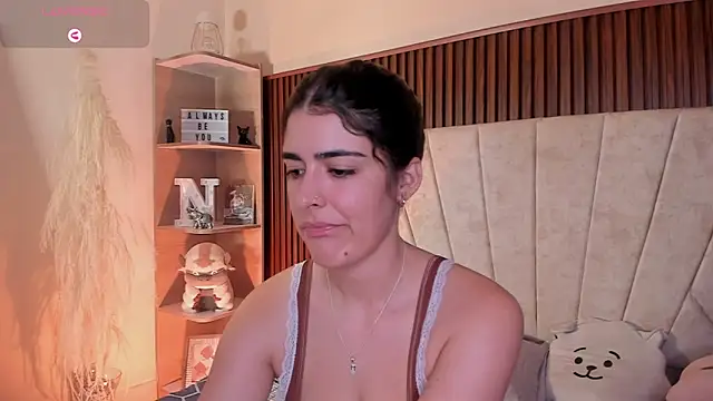  Niah  online show from 19, 10, 2025