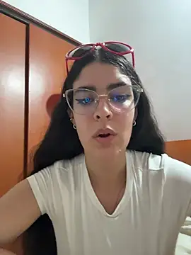  Niah  online show from 15, 2, 2026