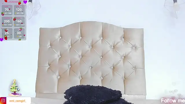 Snapshot of emily_campbell_ chatting on 28, 12, 2024 emily campbell online show from 28, 12, 2024