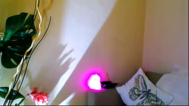 OLIVIA CANDY online show from 23, 1, 2025