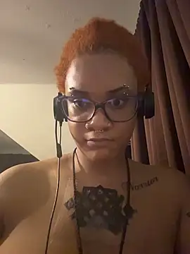 Snapshot of nickytheehawtie chatting on 28, 3, 2026 nickytheehawtie online show from 28, 3, 2026