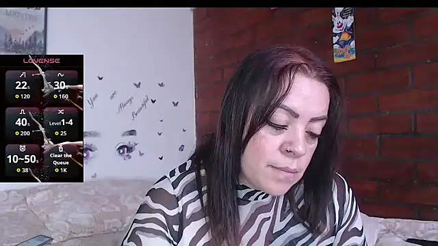 Snapshot of LIila28six chatting on 10, 4, 2026 LIila28six online show from 10, 4, 2026