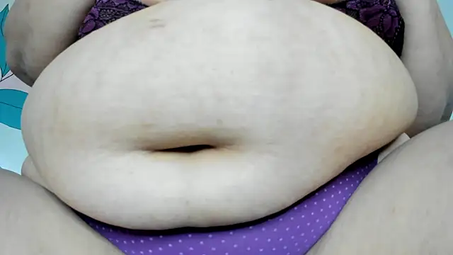 Snapshot of Alondra_zaaens chatting on 8, 9, 2025 Alondra zaaens online show from 8, 9, 2025