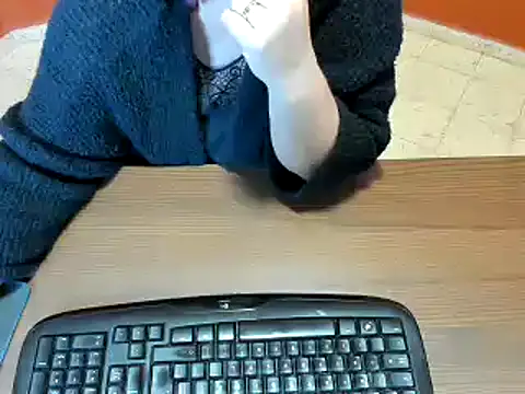 Snapshot of NikkiHolland chatting on 31, 12, 2024 NikkiHolland online show from 31, 12, 2024