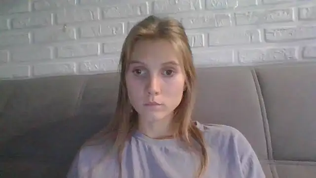 Snapshot of MaryMiton chatting on 2, 3, 2025 MaryMiton online show from 2, 3, 2025
