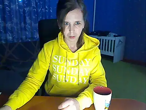 loveis007 online show from 4, 12, 2025