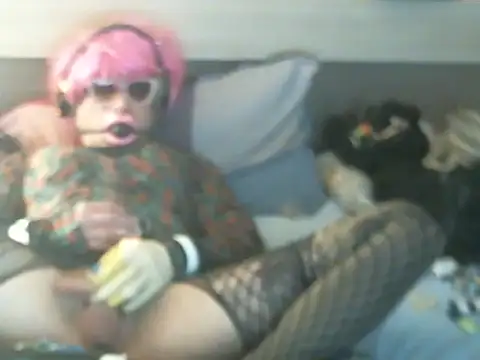 Kinkyslut07 online show from 11, 11, 2025