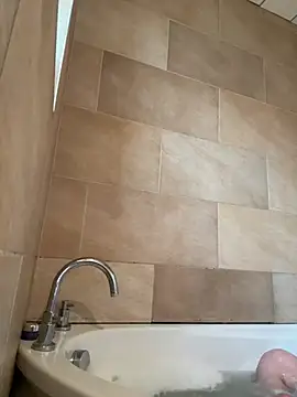 rippedbritish online show from 15, 4, 2026