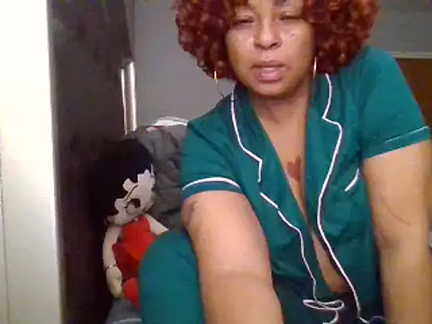 MSweetLindaParks online show from 5, 1, 2025