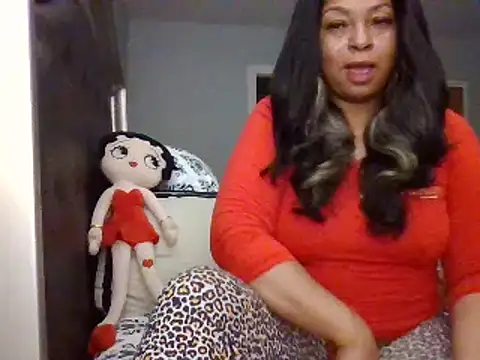 MSweetLindaParks online show from 3, 2, 2025