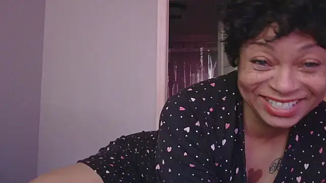 MSweetLindaParks online show from 15, 10, 2025