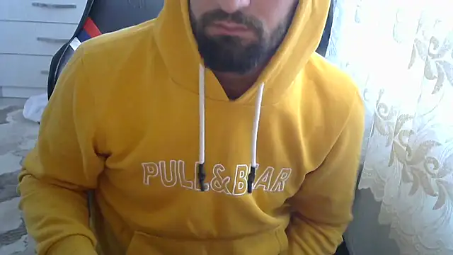 Snapshot of crazybaby5461 chatting on 1, 11, 2025 crazybaby5461 online show from 1, 11, 2025