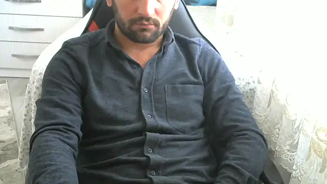 Snapshot of crazybaby5461 chatting on 14, 11, 2025 crazybaby5461 online show from 14, 11, 2025