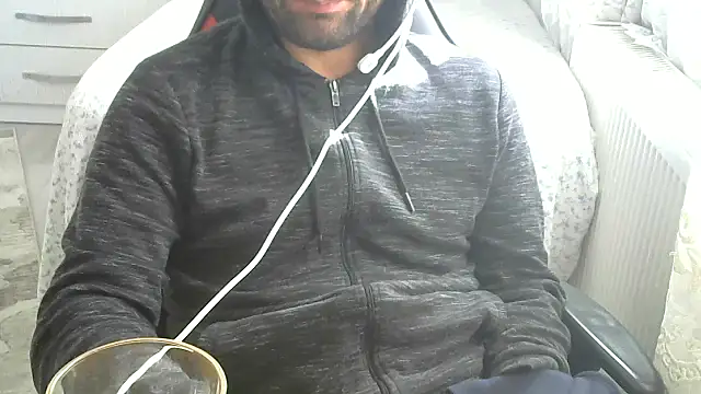 Snapshot of crazybaby5461 chatting on 15, 11, 2025 crazybaby5461 online show from 15, 11, 2025