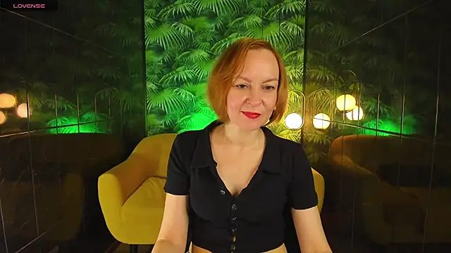 Snapshot of NikaGentle chatting on 10, 12, 2024 NikaGentle online show from 10, 12, 2024