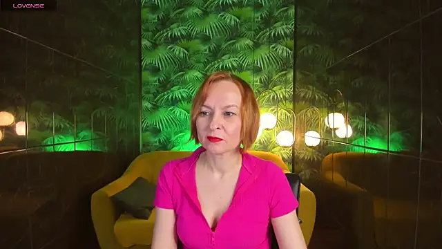Snapshot of NikaGentle chatting on 12, 12, 2024 NikaGentle online show from 12, 12, 2024