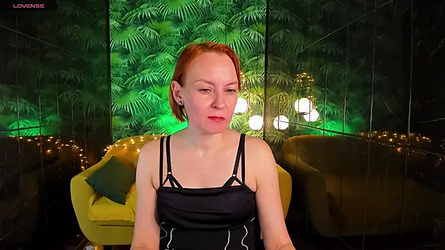 Snapshot of NikaGentle chatting on 29, 12, 2024 NikaGentle online show from 29, 12, 2024